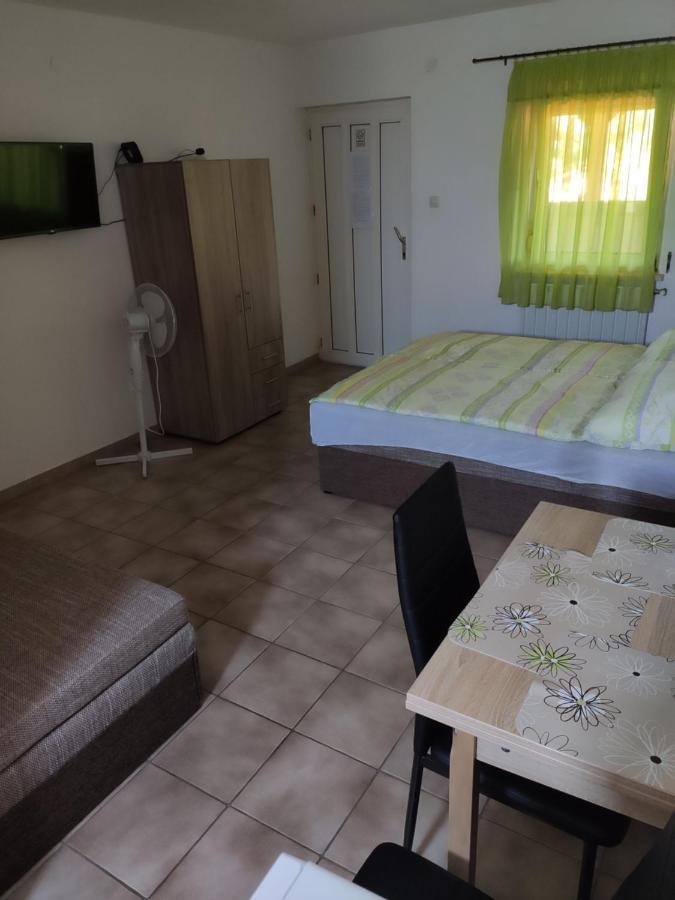 Vasti Apartman Siofok Ngoại thất bức ảnh