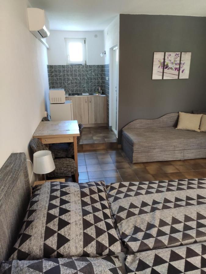 Vasti Apartman Siofok Ngoại thất bức ảnh