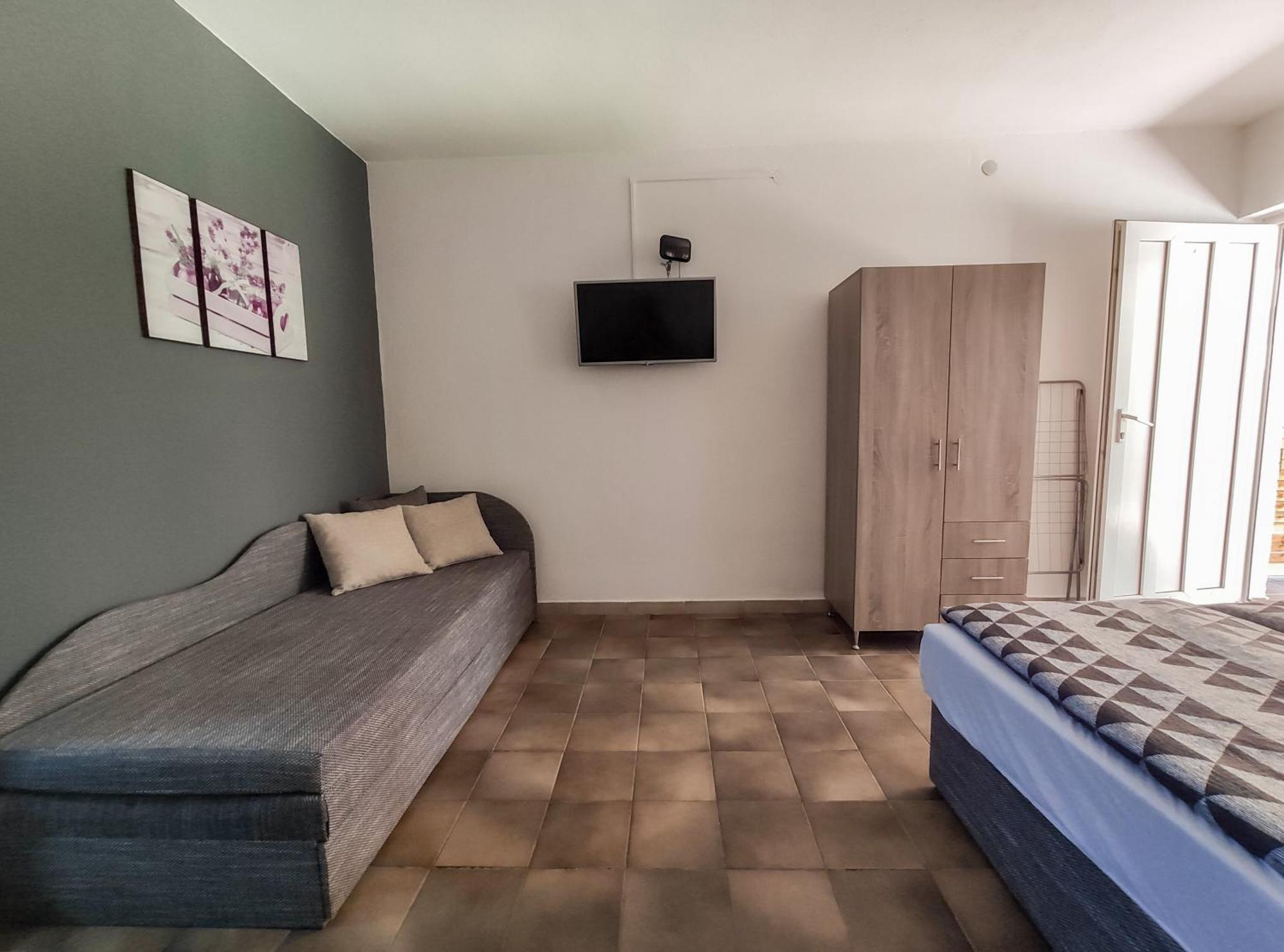 Vasti Apartman Siofok Ngoại thất bức ảnh