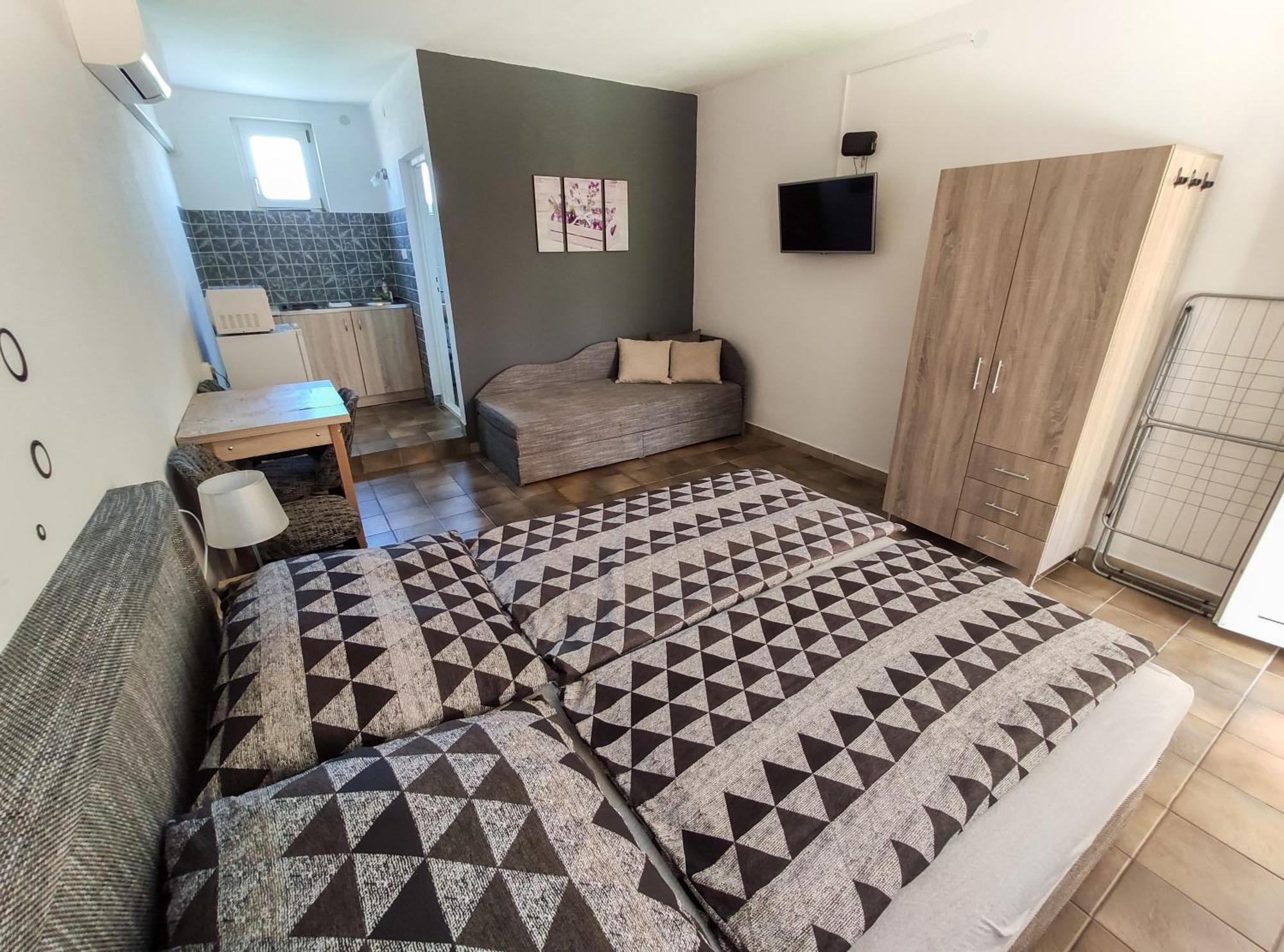 Vasti Apartman Siofok Ngoại thất bức ảnh