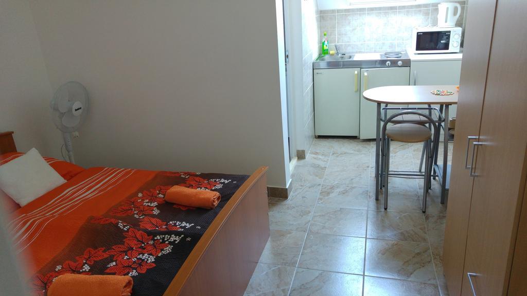 Vasti Apartman Siofok Ngoại thất bức ảnh