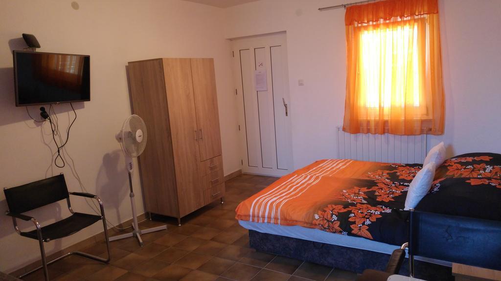 Vasti Apartman Siofok Ngoại thất bức ảnh
