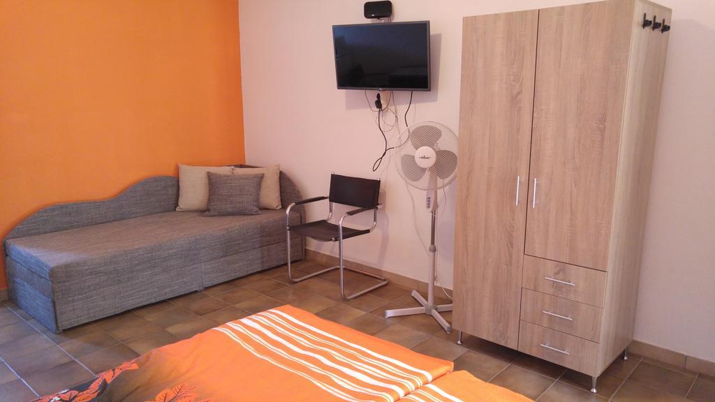 Vasti Apartman Siofok Ngoại thất bức ảnh