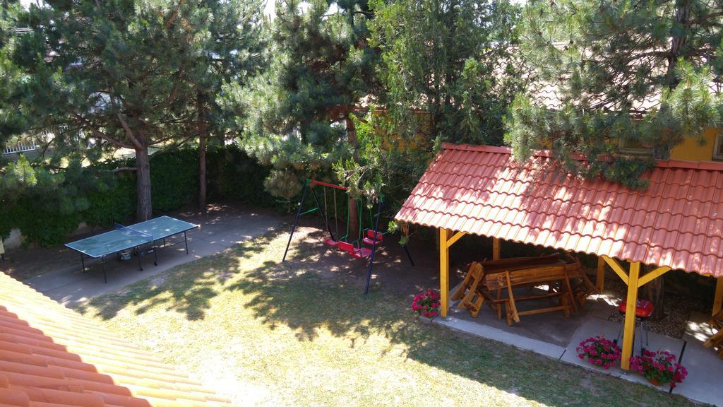 Vasti Apartman Siofok Ngoại thất bức ảnh