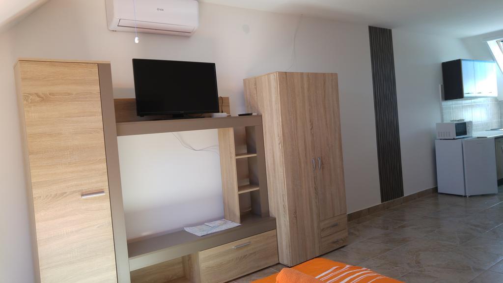 Vasti Apartman Siofok Ngoại thất bức ảnh